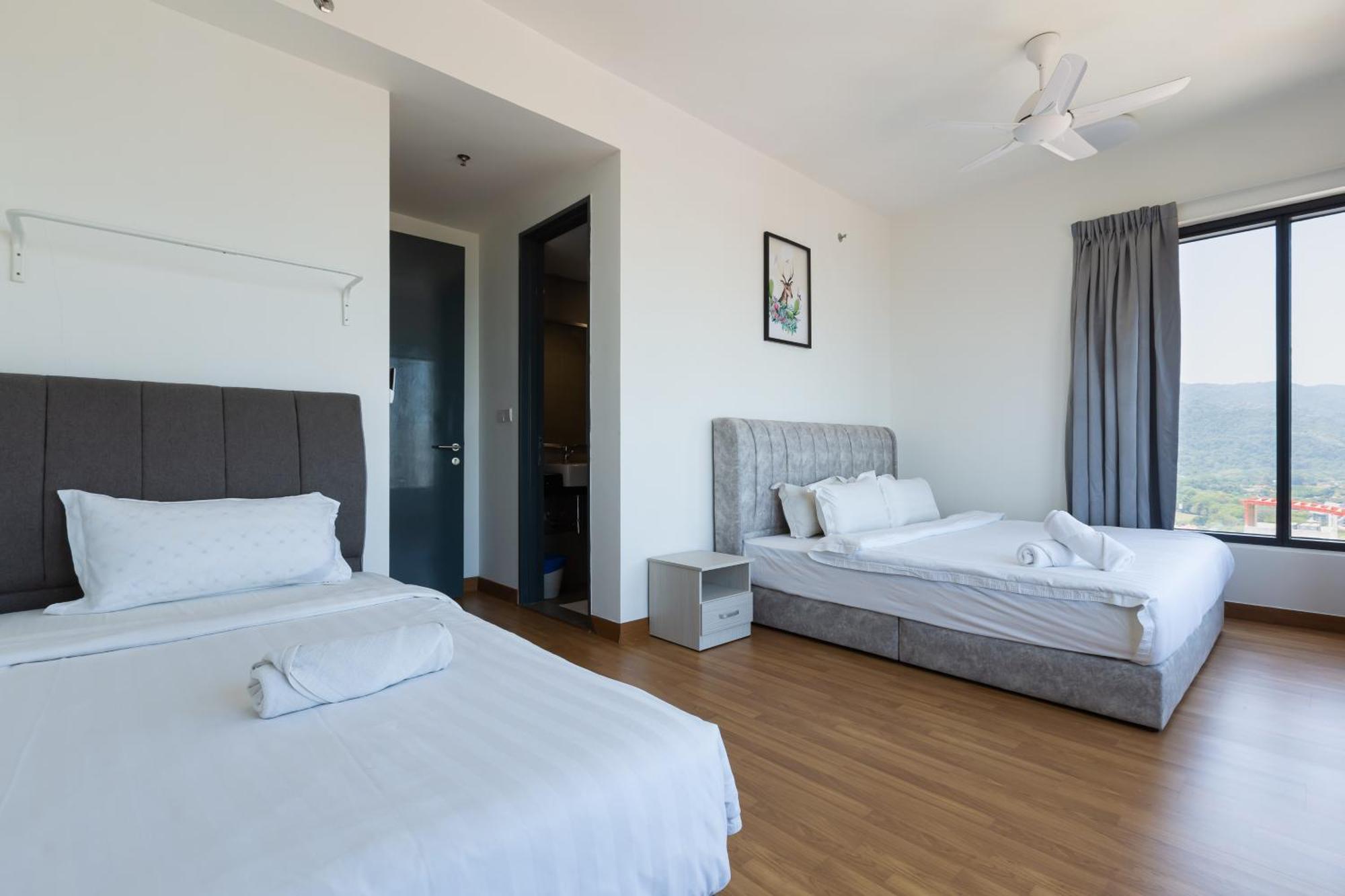 Tropicana 218 Macalister George Town Room photo
