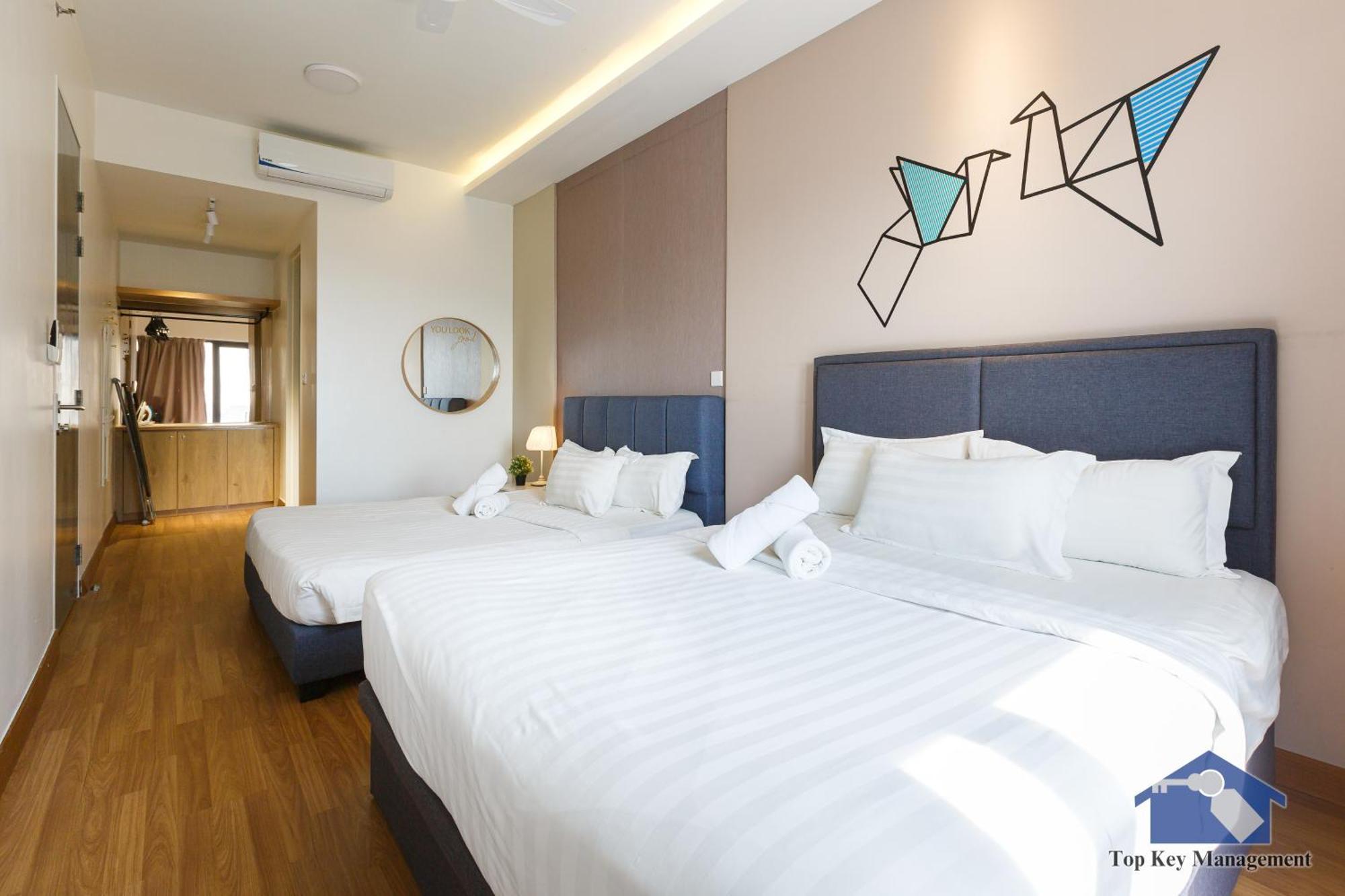 Tropicana 218 Macalister George Town Exterior photo