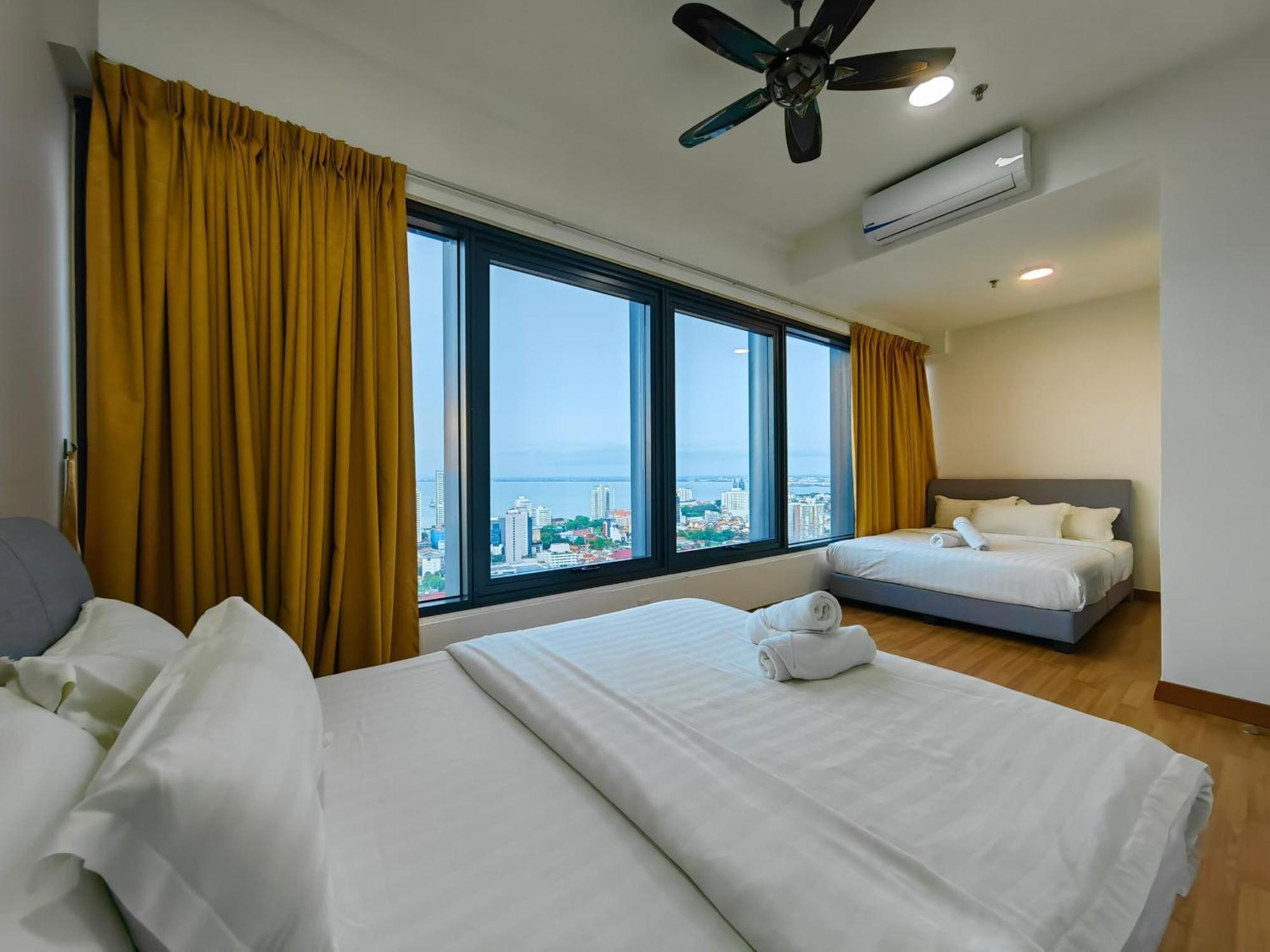 Tropicana 218 Macalister George Town Exterior photo